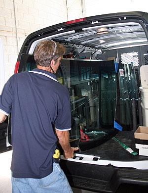Mobile Auto Glass Repair Service